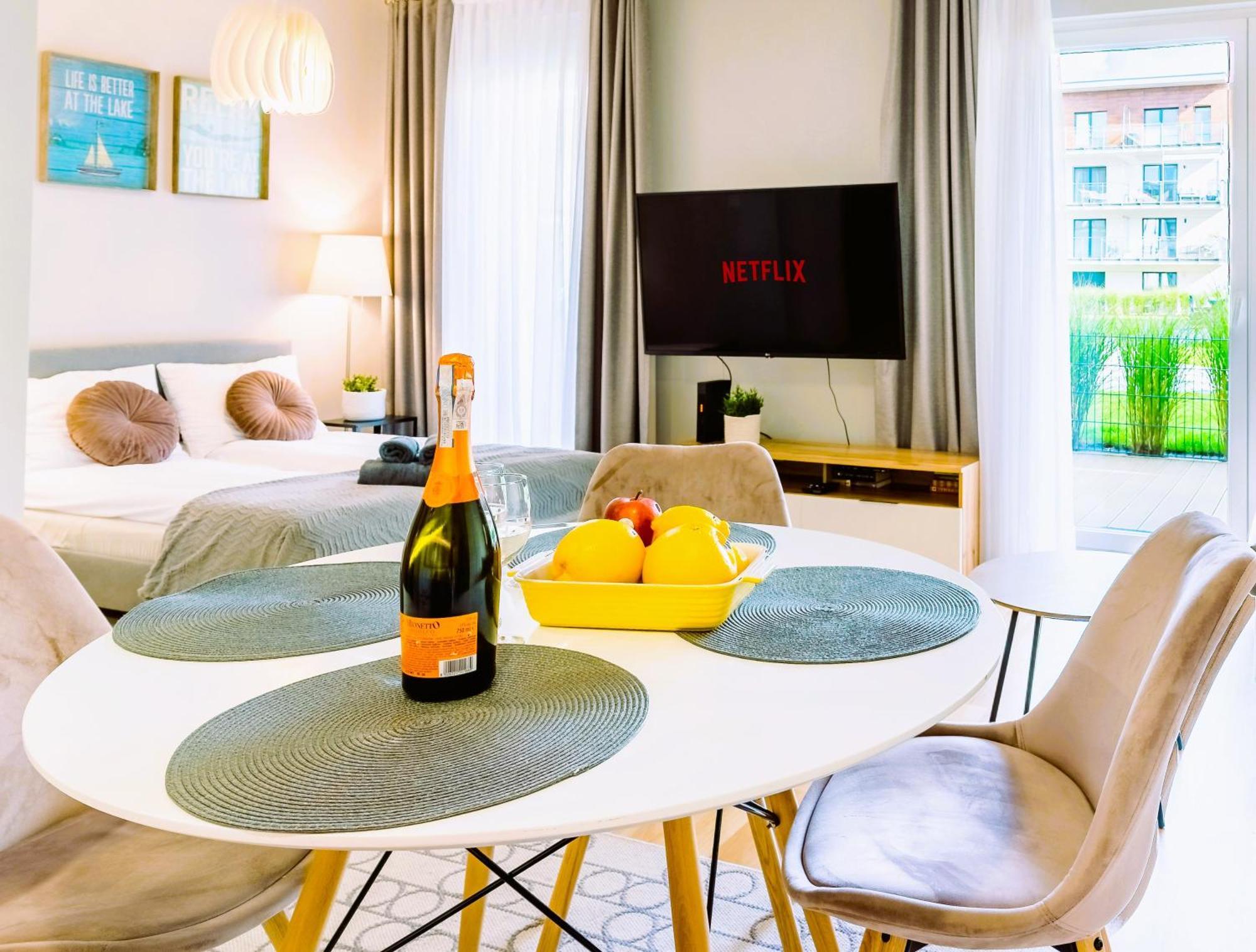 Marina Apartment - Przy Jeziorze, Taras, Tv55" Z Netflix I Prime, Parking Iława Exterior foto